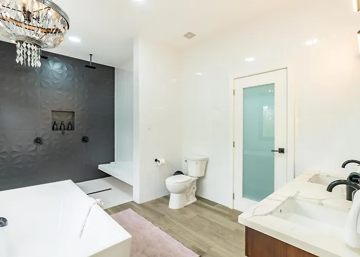 Villa Casa Nex Ta Sea- Luxe Beachfront Escape *